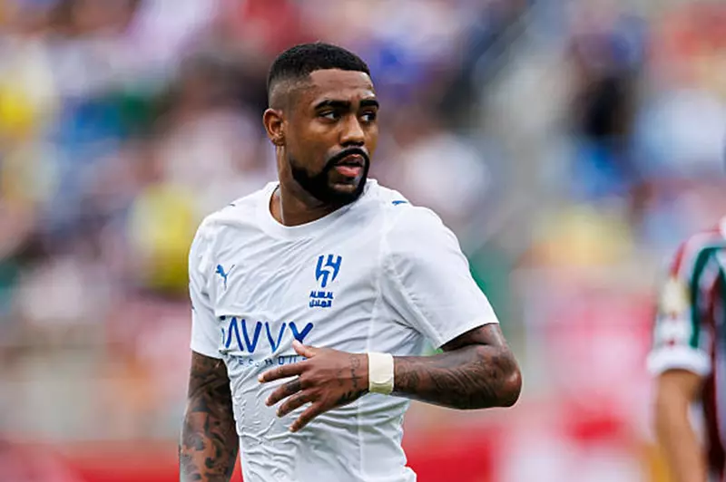 الهلال يخطط لإنهاء عقد مالكوم بشكل حصري الهلال يخطط لإنهاء عقد مالكوم بشكل حصري