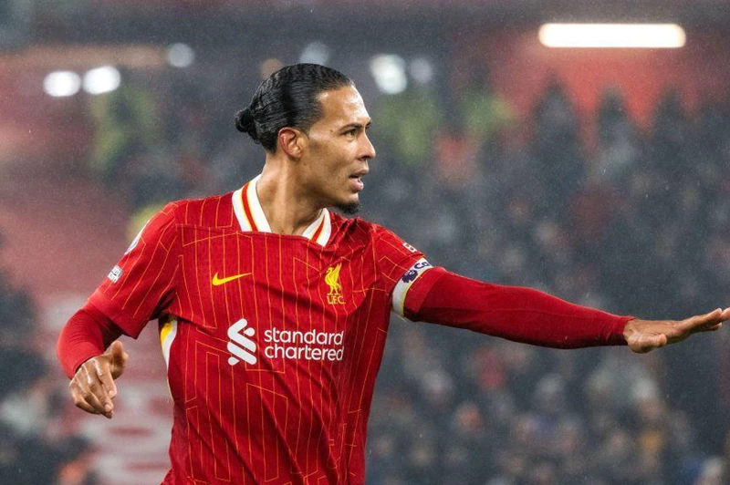 تحليل شامل لتحديات ليفربول في الدفاع عن لقبه بالدوري الإنجليزي تحليل شامل لتحديات ليفربول في الدفاع عن لقبه بالدوري الإنجليزي