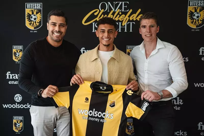 مصطفى أشرف تحت ضغط شطب نادي فيتيس من الدوري الهولندي مصطفى أشرف تحت ضغط شطب نادي فيتيس من الدوري الهولندي