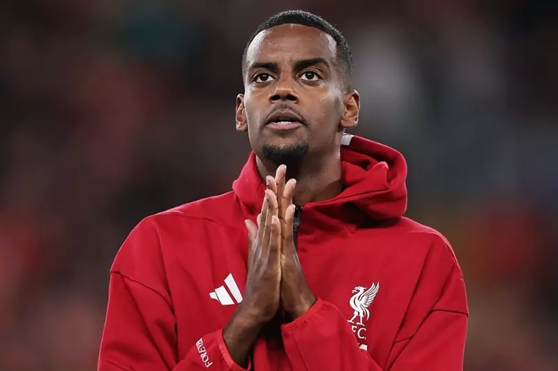 أليسون بيكر وإيزاك.. ليفربول يكشف تطورات إصابة لاعبيه أليسون بيكر وإيزاك.. ليفربول يكشف تطورات إصابة لاعبيه