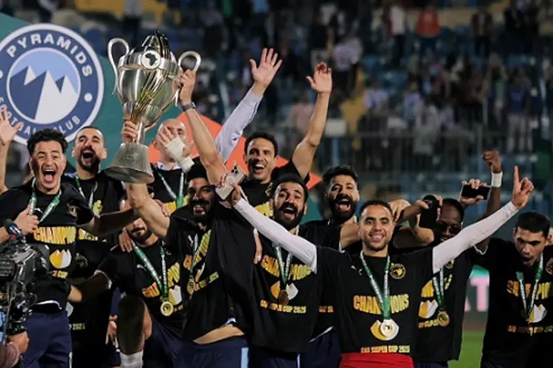 بيراميدز ينافس على جائزة أفضل ناد في أفريقيا 2025 بيراميدز ينافس على جائزة أفضل ناد في أفريقيا 2025