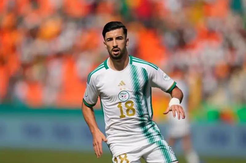 عمورة: منتخب الجزائر لا يخشى أحدا في كأس الأمم عمورة: منتخب الجزائر لا يخشى أحدا في كأس الأمم